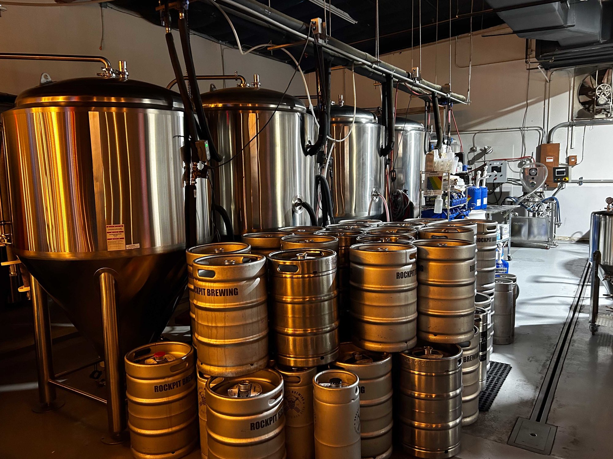metal brewery system and containers
